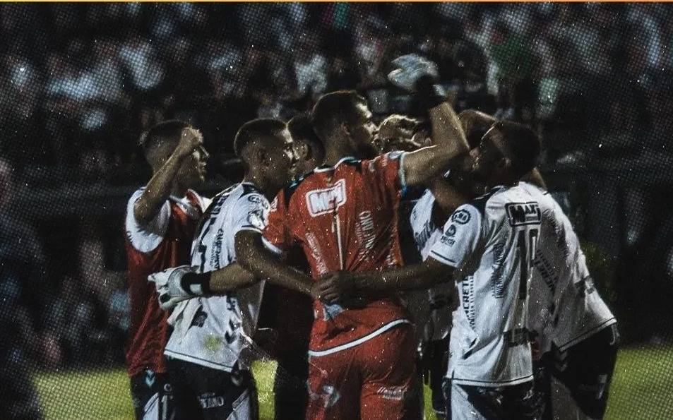 Quilmes juega hoy en Tucumán