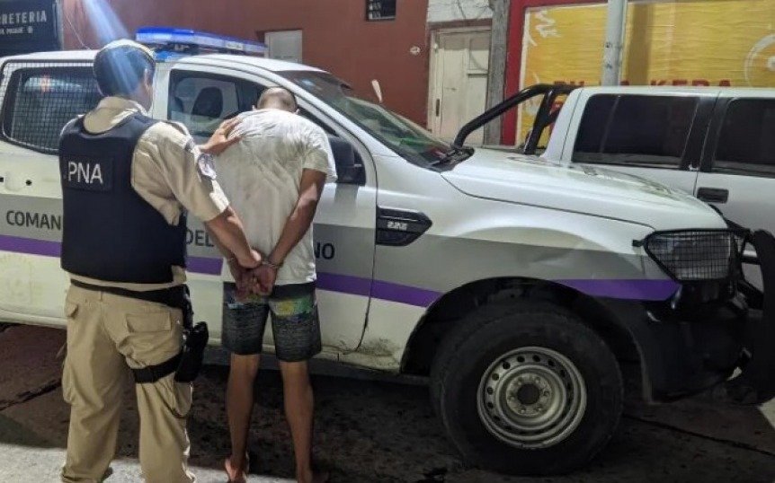 Detenido por manejar camioneta robada en Quilmes Oeste