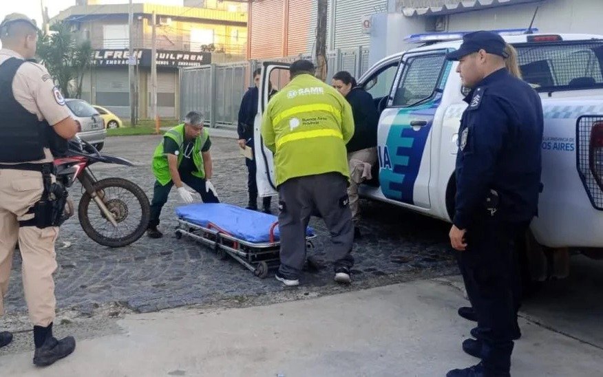 Balean a una agente de Prefectura en Quilmes Oeste