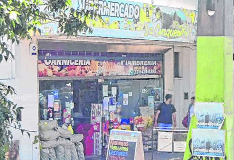 Berisso: un comerciante herido en una entradera