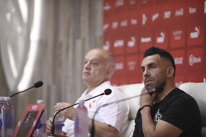 Tevez: “Sigo insistiendo que nos robaron”