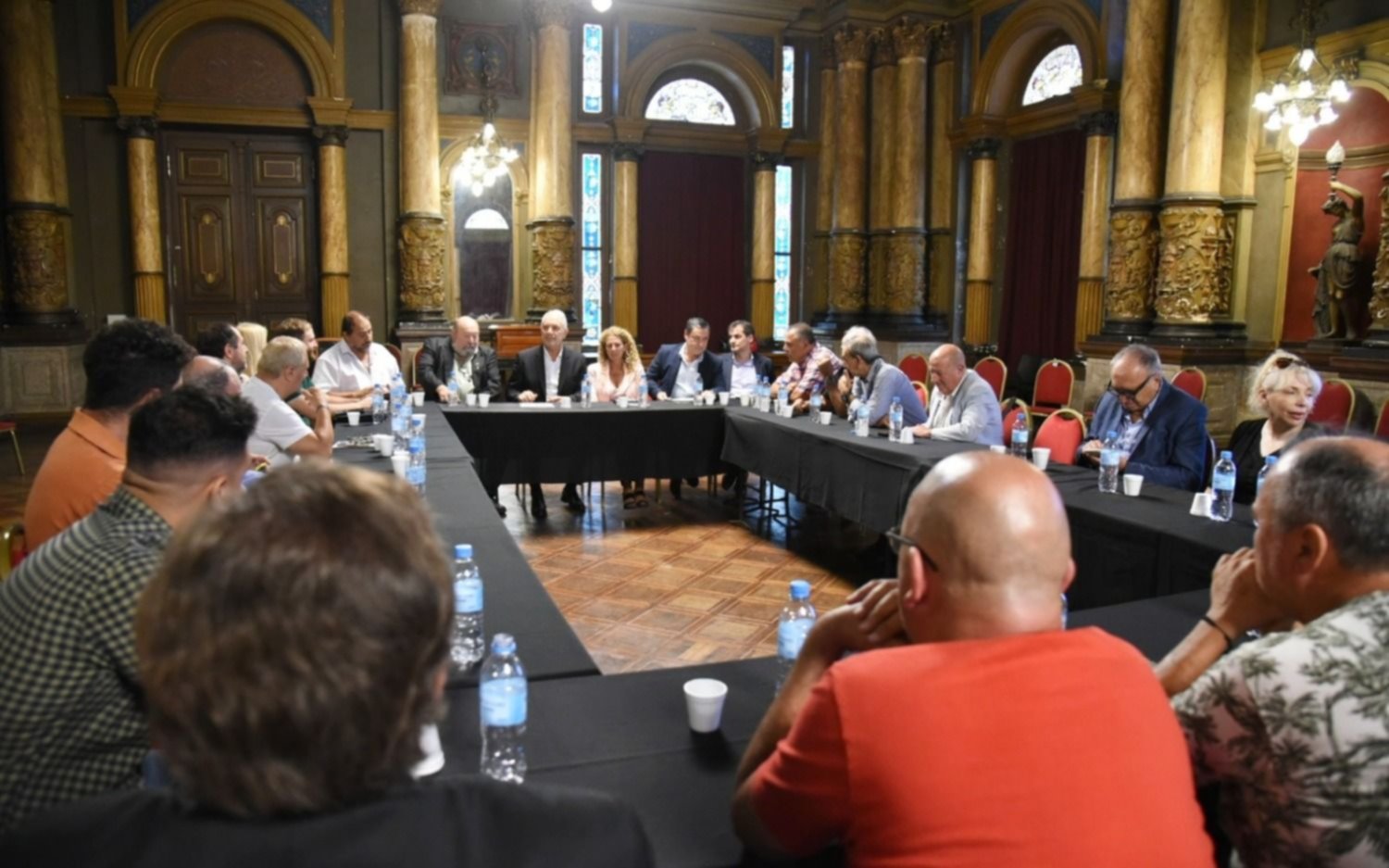 La Plata: la Comuna y la FELP acordaron medidas conjuntas para potenciar el desarrollo comercial