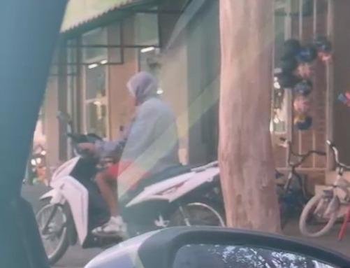 Asalto exprés y terror en una juguetería platense