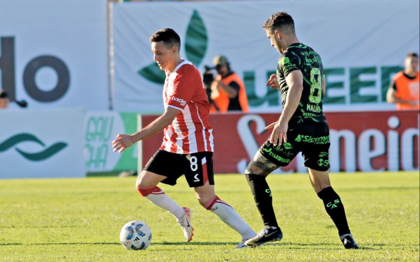 Estudiantes sufrió la ausencia de sus pilares y cayó 3 a 1 ante Sarmiento en su visita a Junín