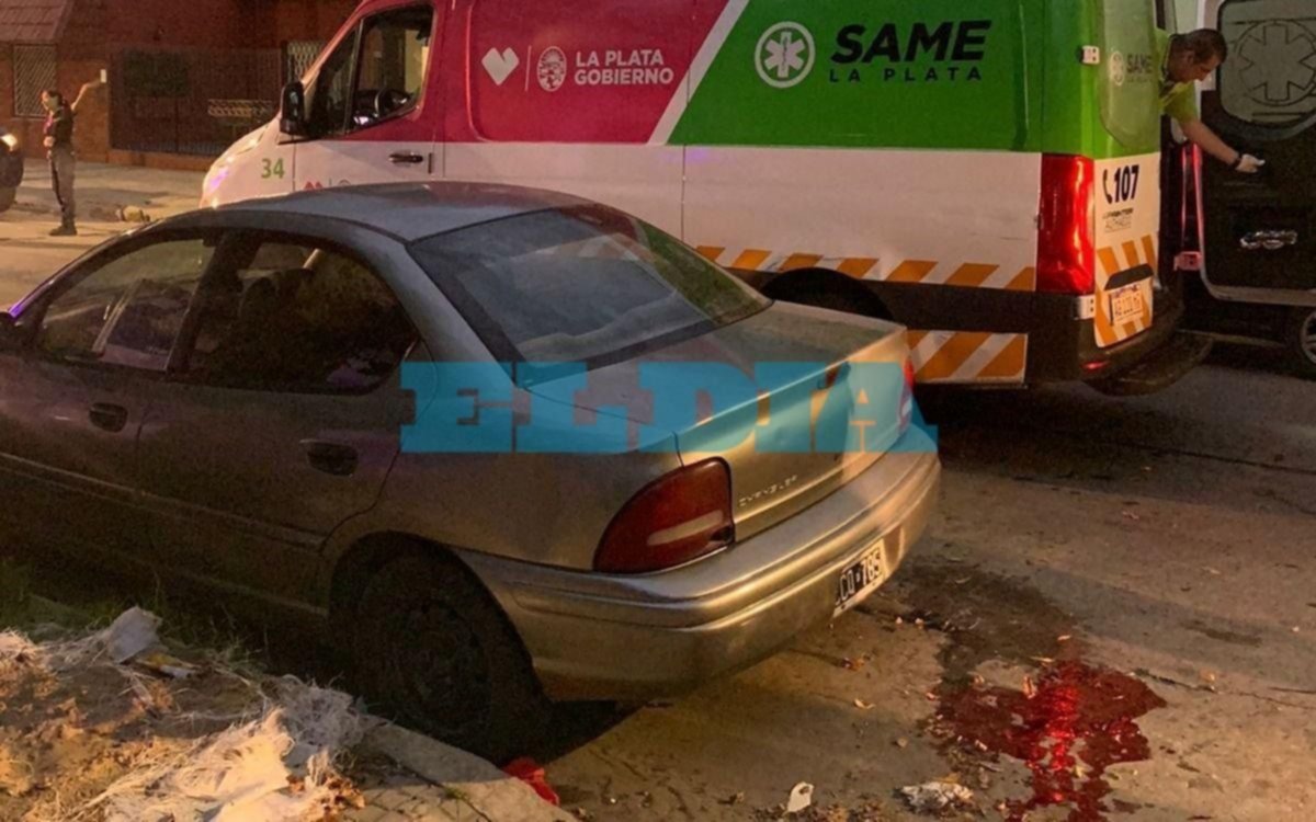 Violencia extrema en La Plata: dos baleados por motochorros a pocas cuadras de distancia