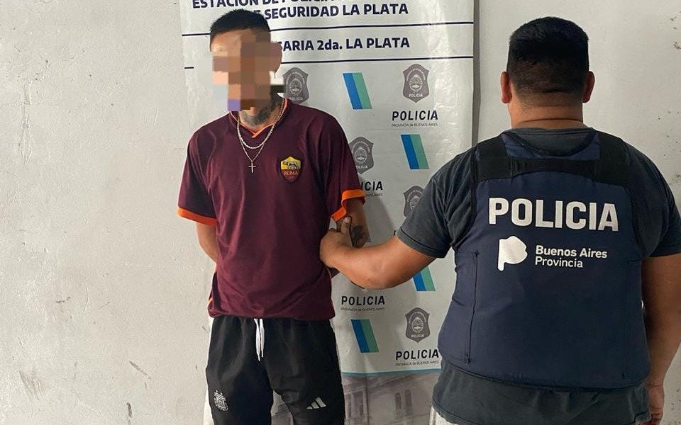 Tensión en el Hospital Rossi por un intento de robo: hay un detenido