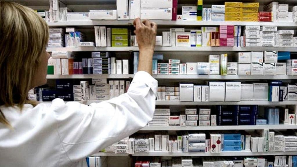 Medicamentos: en sólo cuatro meses duplicaron su valor