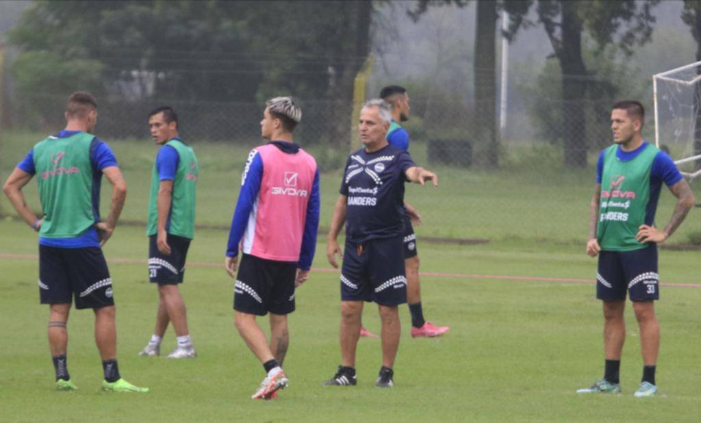 ¿Sale a esperar a River?: Saravia iría por Mammini