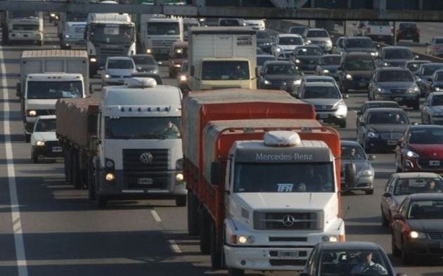 ¡ATENCIÓN! Un choque en la Autopista genera demoras para llegar a La Plata