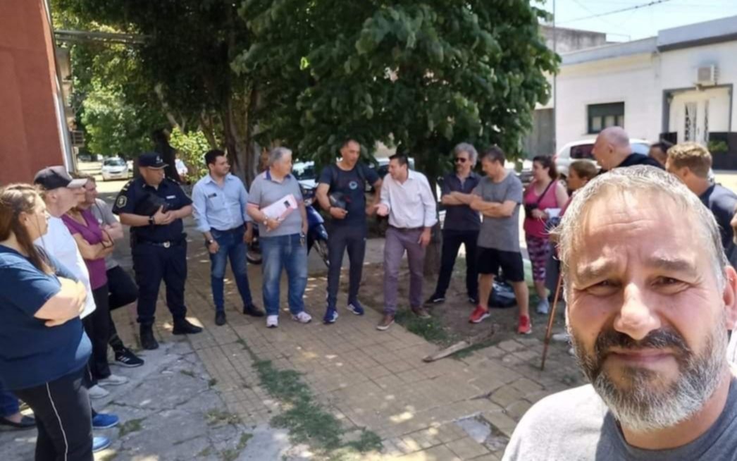 En un barrio de La Plata también llamaron a una "rebelión fiscal"
