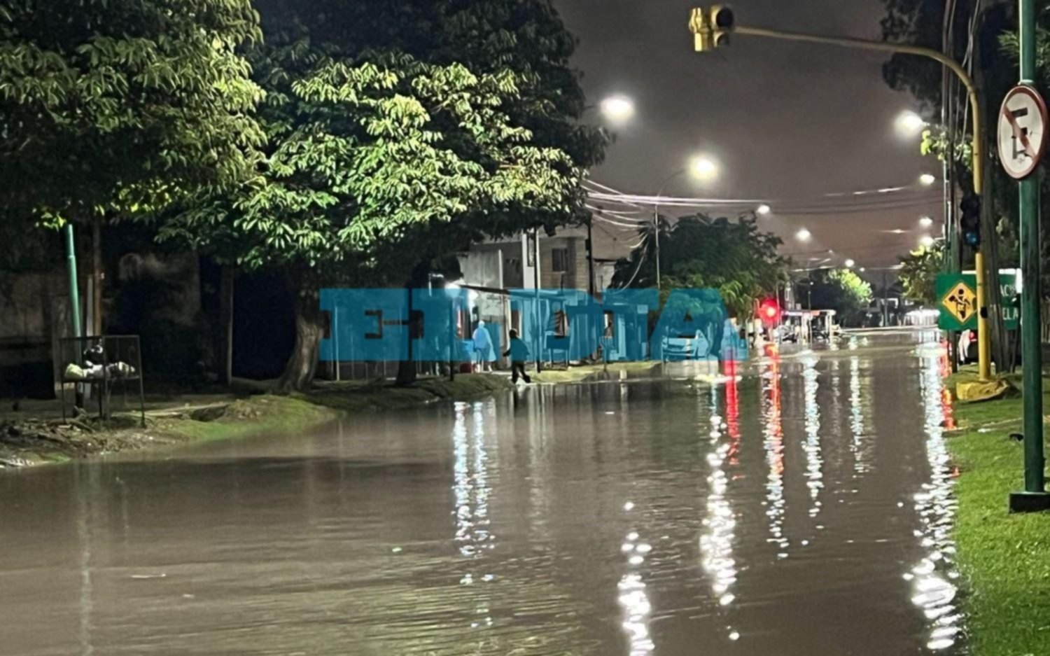 Más de 250 evacuados en Berisso y Ensenada por el temporal: habilitan centros de asistencia