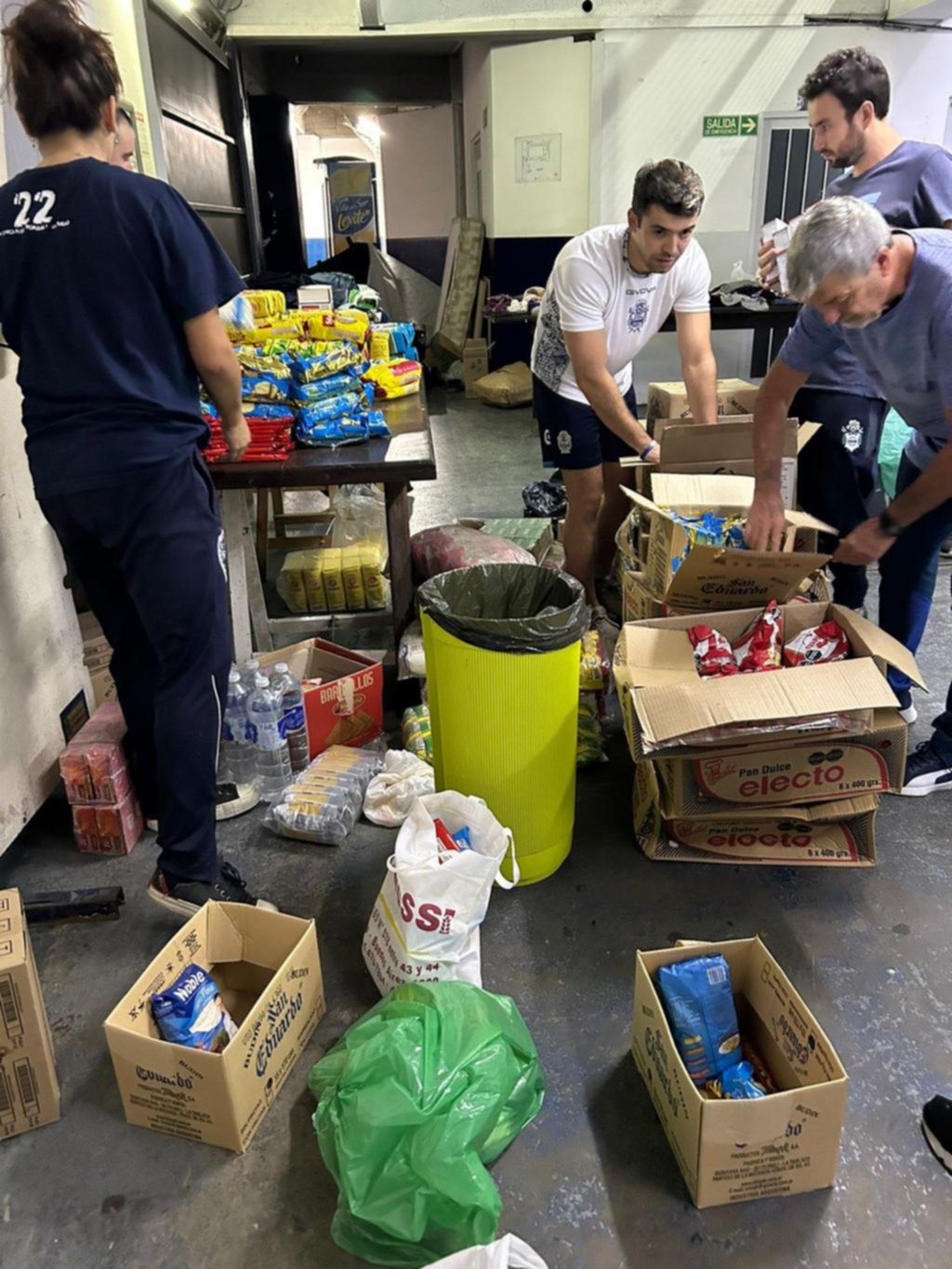 Prácticas suspendidas, destrozos materiales y mucha solidaridad