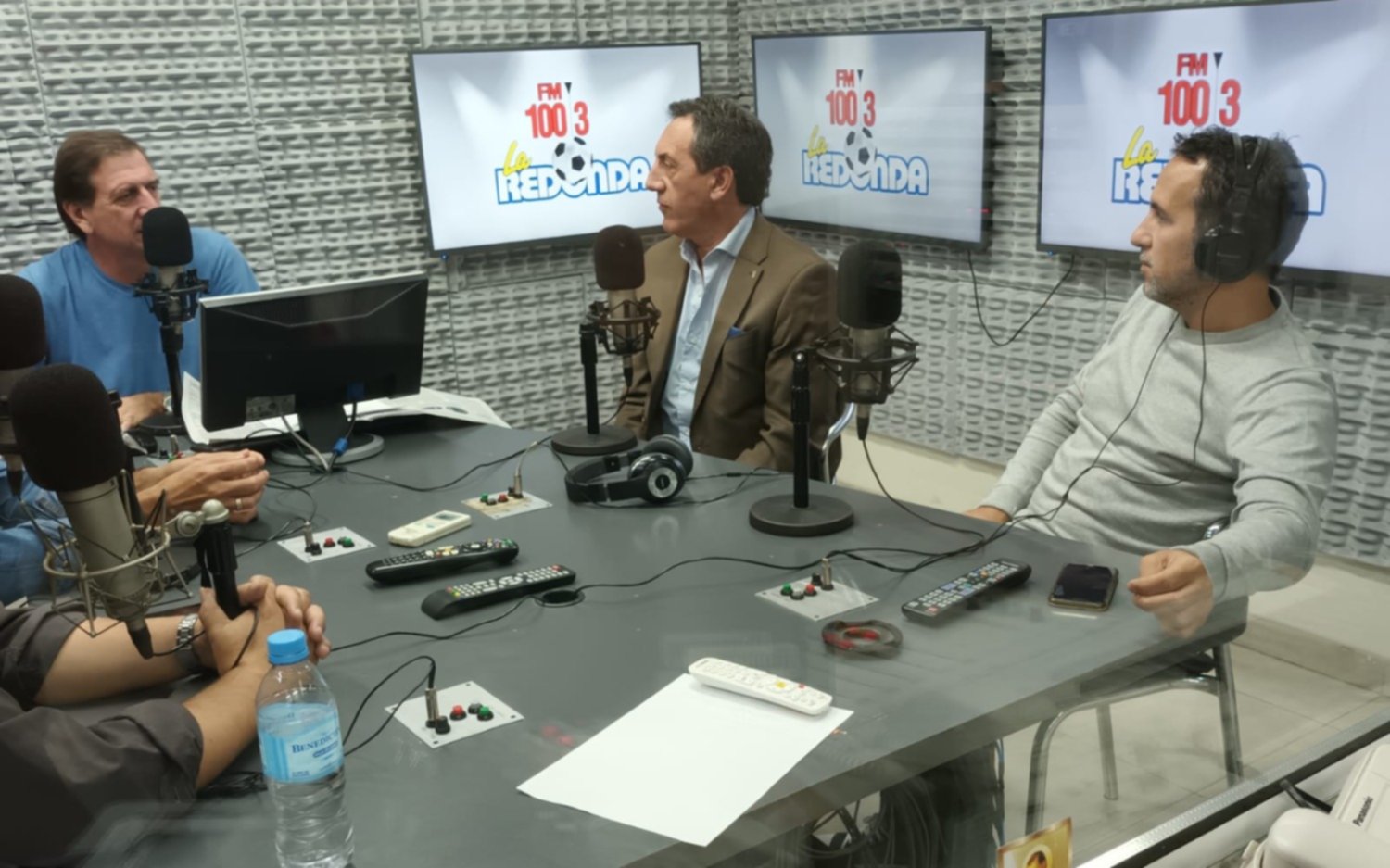 Cowen y González Arzac en La Redonda: "La idea es que Madelón termine el torneo actual y después analizaremos si sigue"