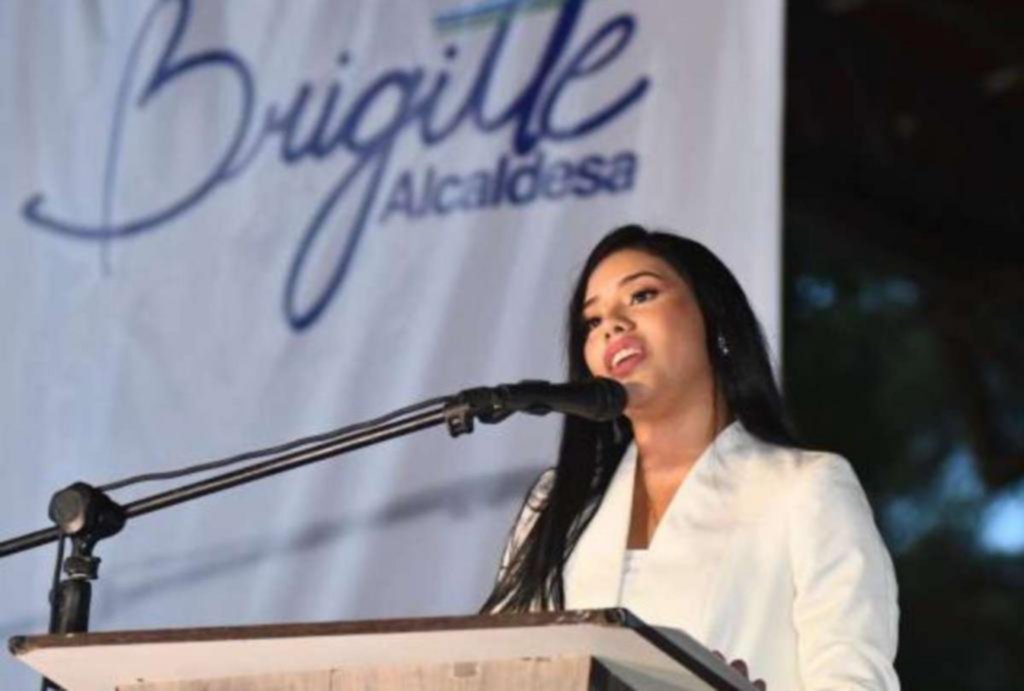 Ecuador: matan a una joven alcaldesa en medio de la guerra con el narco