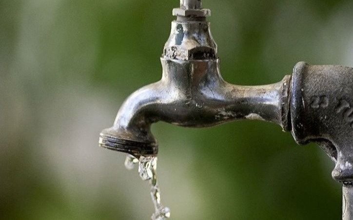 Tras la denuncia vecinal, se comprobó que el agua sigue siendo potable en Olmos