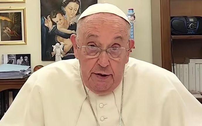 El Papa Francisco advirtió que el narcotráfico tiene en Rosario "complicidades" de la política, la Policía, la Justicia y el poder económico
