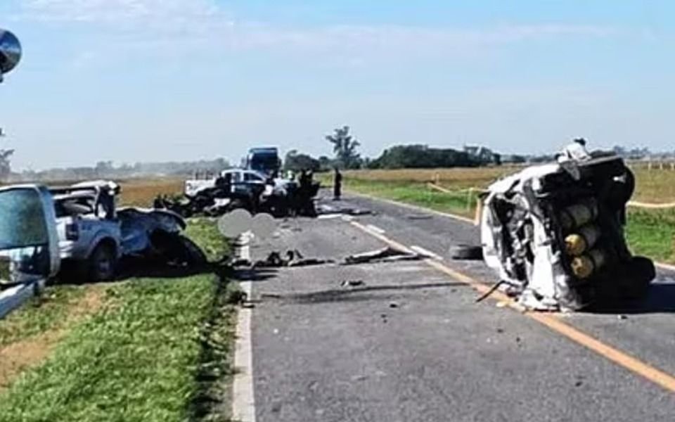 Tragedia y choque múltiple: al menos tres muertos en la Ruta 34