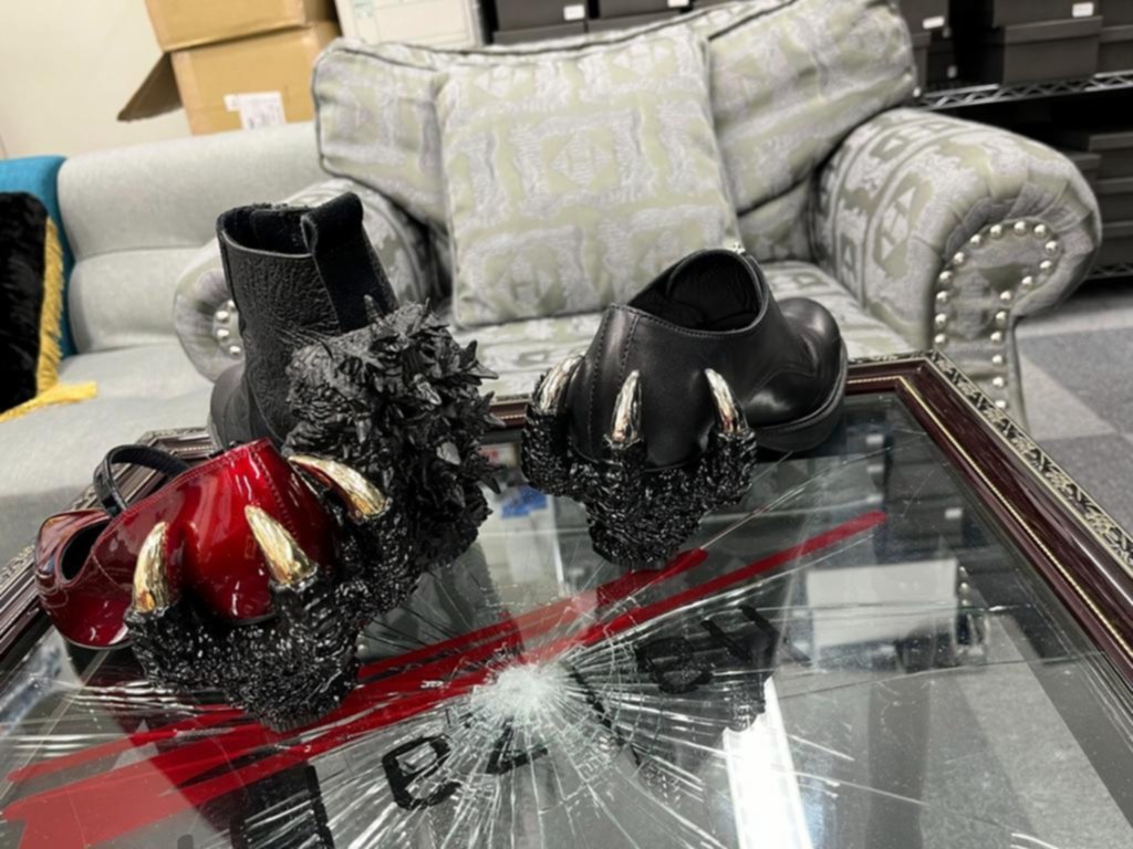 “Garroríficos”: los zapatos que no pasaron inadvertidos en la alfombra roja de los Oscar