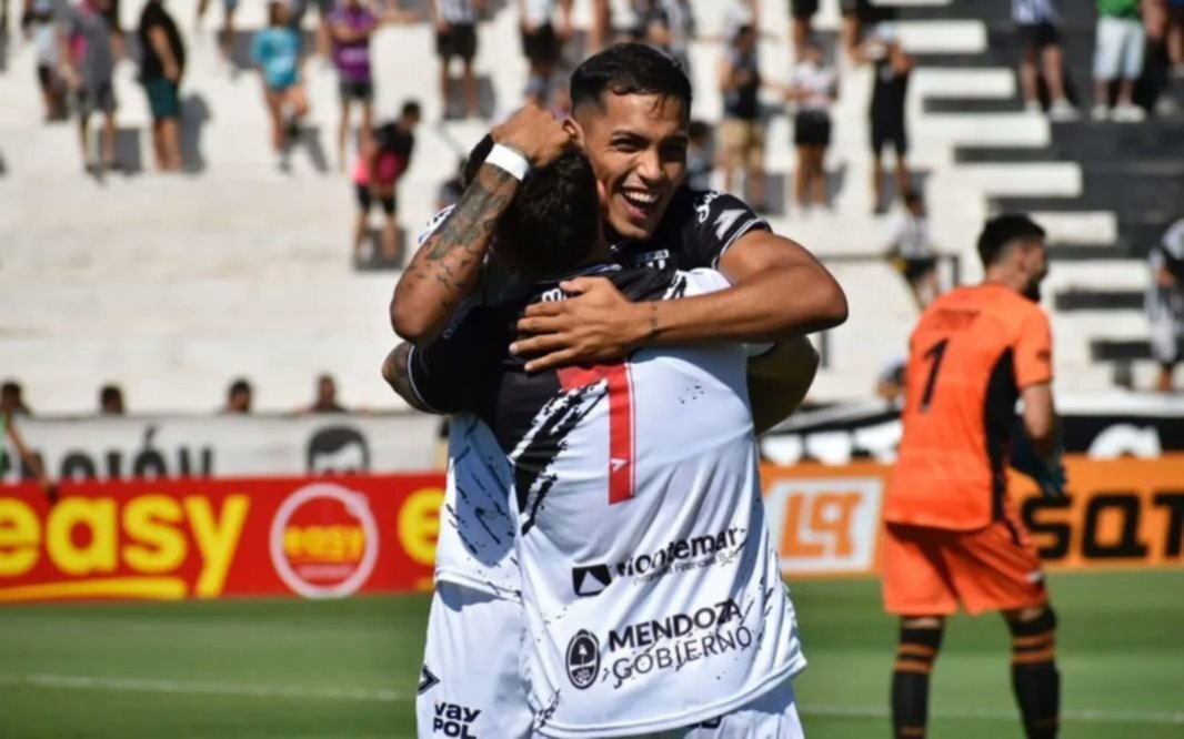 Gimnasia de Mendoza, dejó sin invicto a Colón