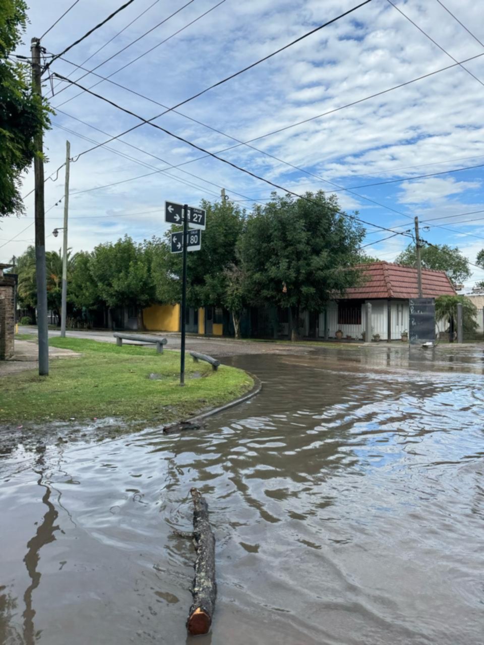 La lluvia no da tregua: continúa el alerta amarillo en la Ciudad