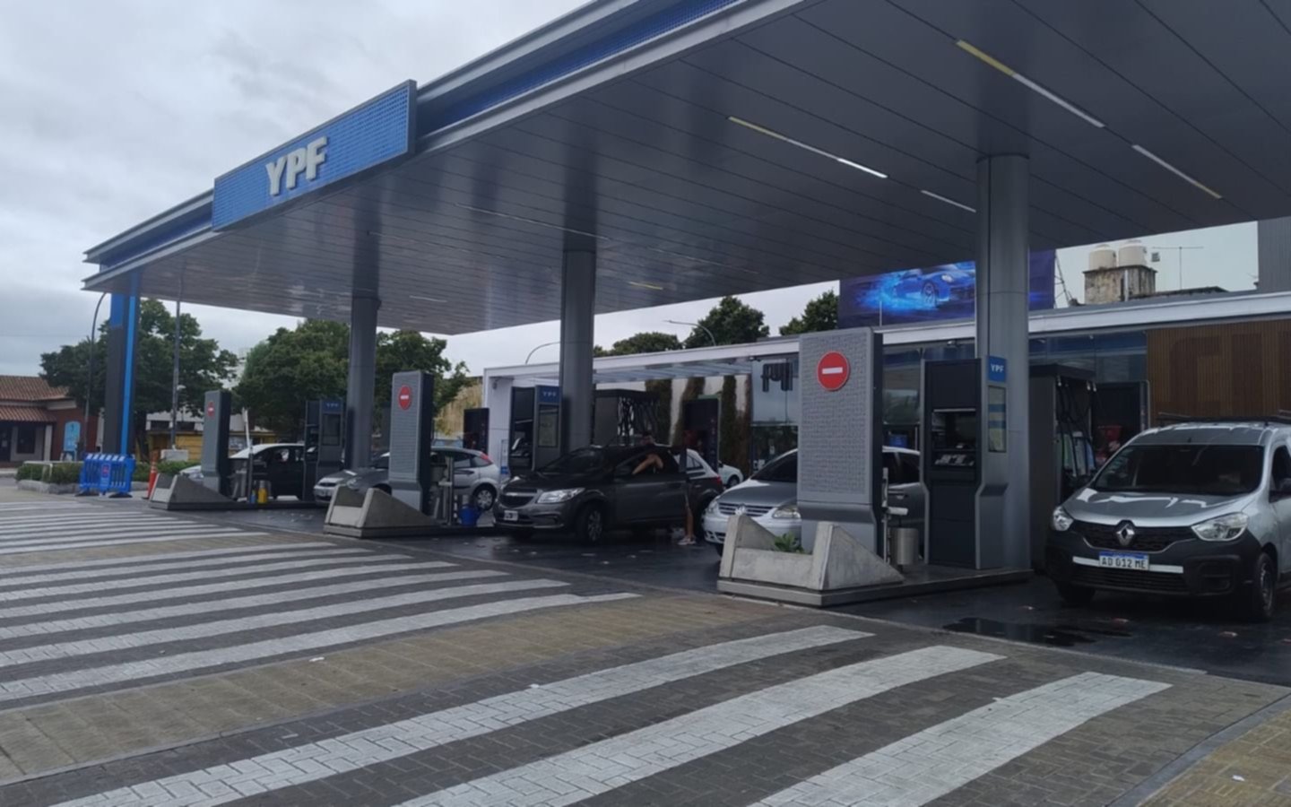 Desde hoy, la nafta está más cara: los nuevos precios, en La Plata