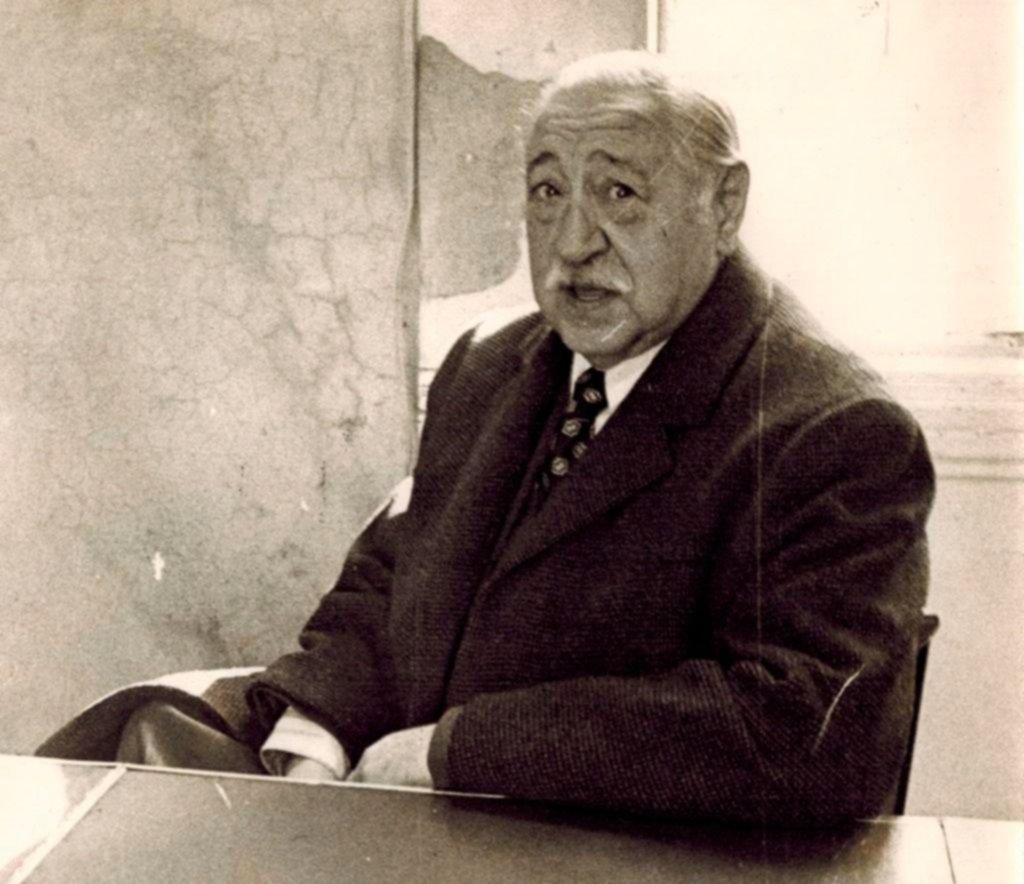 Enrique Barba: un prestigioso historiador, que fue una insignia para la Ciudad