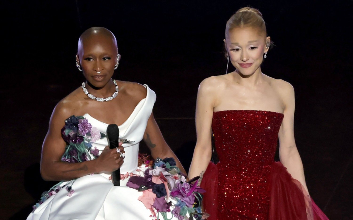  Ariana Grande y Cynthia Erivo abrieron la ceremonia de los Premios Oscar 2025 con una gran actuación
