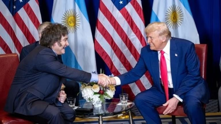 Donald Trump afirmó que está dispuesto a firmar un acuerdo de libre comercio con Argentina