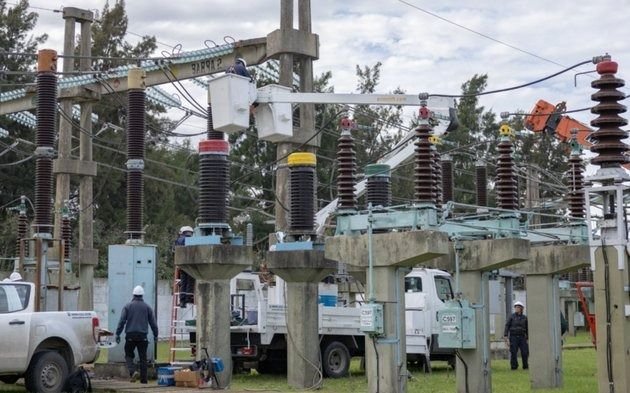 Gran parte de La Plata se quedó sin luz este miércoles: el Tren Roca demorado y un inicio de clases complicado