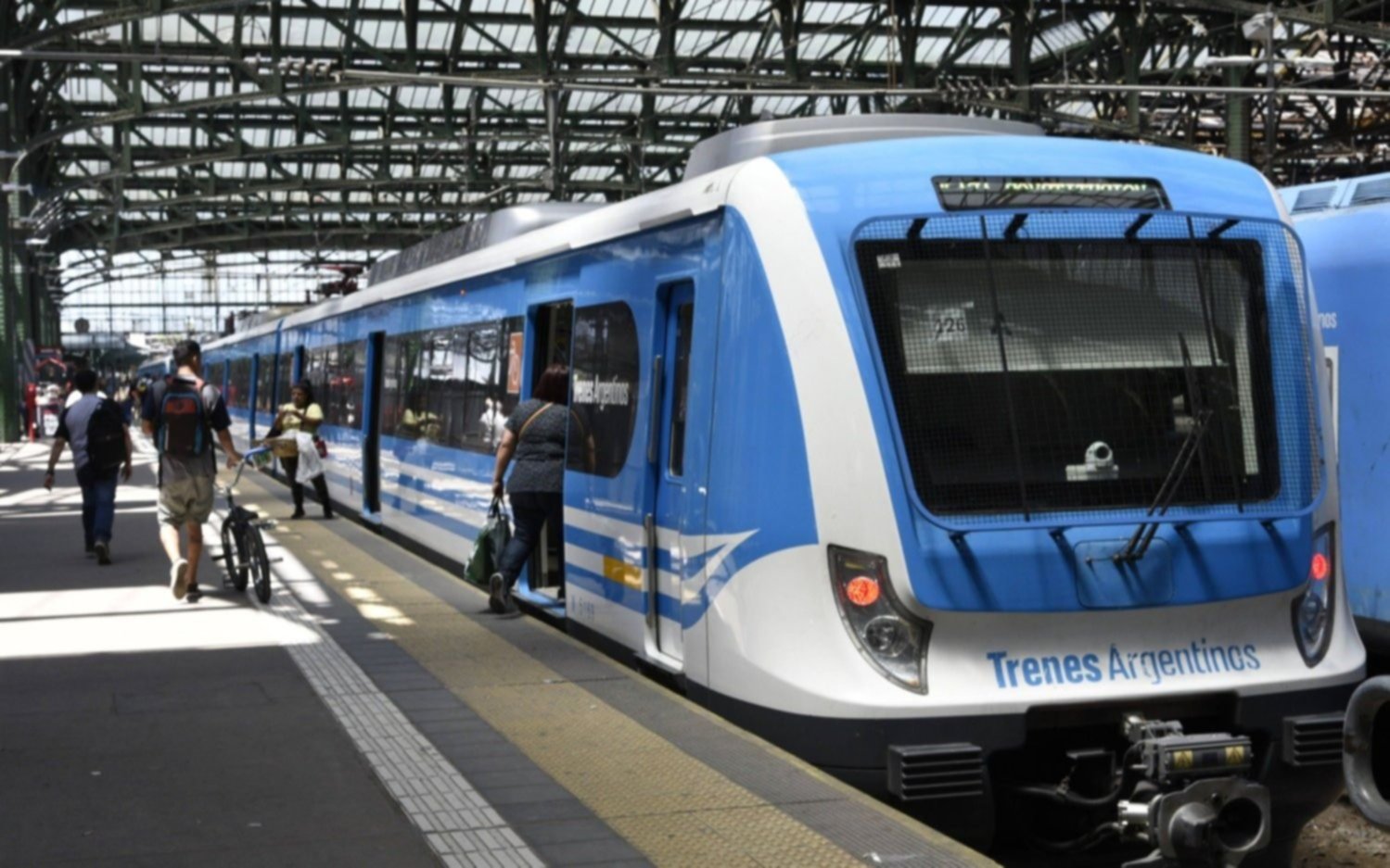 Tren Roca a La Plata : servicio normalizado, tras ser afectado por el apagón