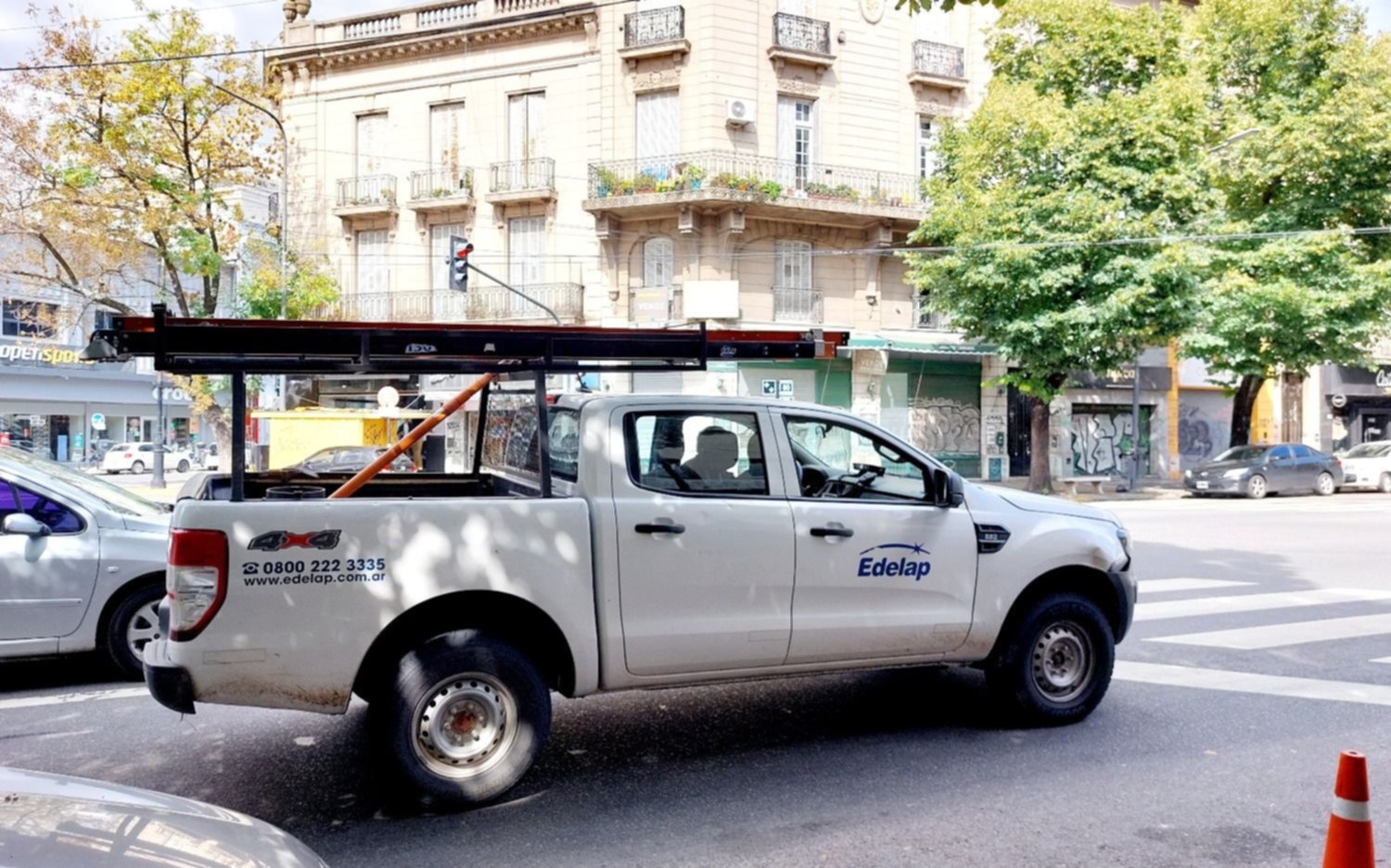 Cortes de luz en varias zonas de La Plata, en medio de las altas temperaturas: qué dice Edelap