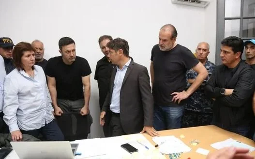 Temporal fatal en Bahía Blanca: Kicillof, Bullrich y Petri ya se encuentran en la ciudad y coordinan el Comité de Emergencia