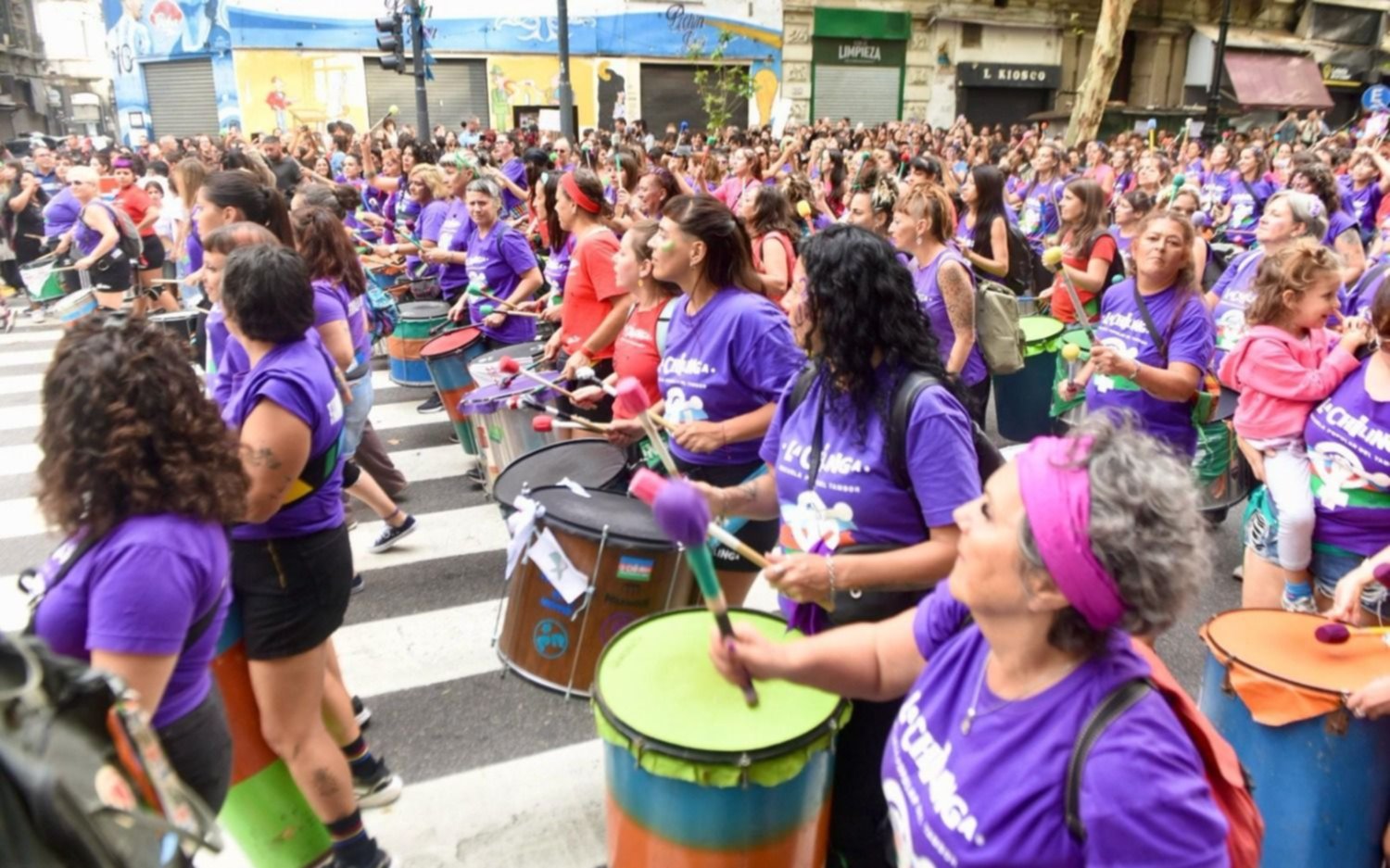 8M: con una gran convocatoria, las mujeres marcharon en todo el país