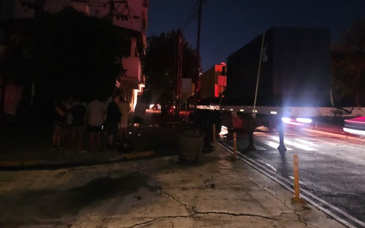 Persisten los daños del temporal en La Plata: miles de usuarios siguen sin luz