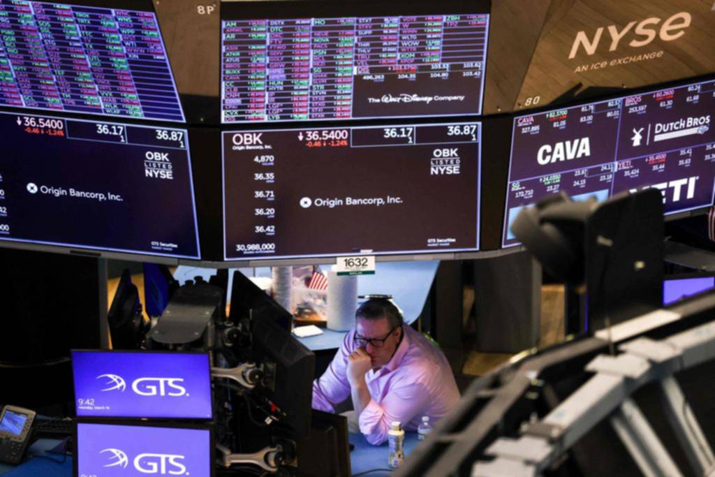 Mercados adversos: caída global con impacto en el país