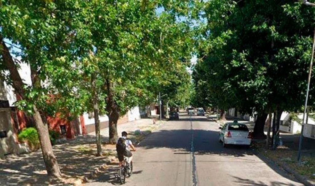 Saña total: torturan a una jubilada de La Plata con una almohada para robarle