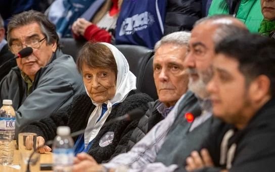 La CGT endurece su postura: participará de la protesta de hoy y convocó a marchar el 24 de marzo
