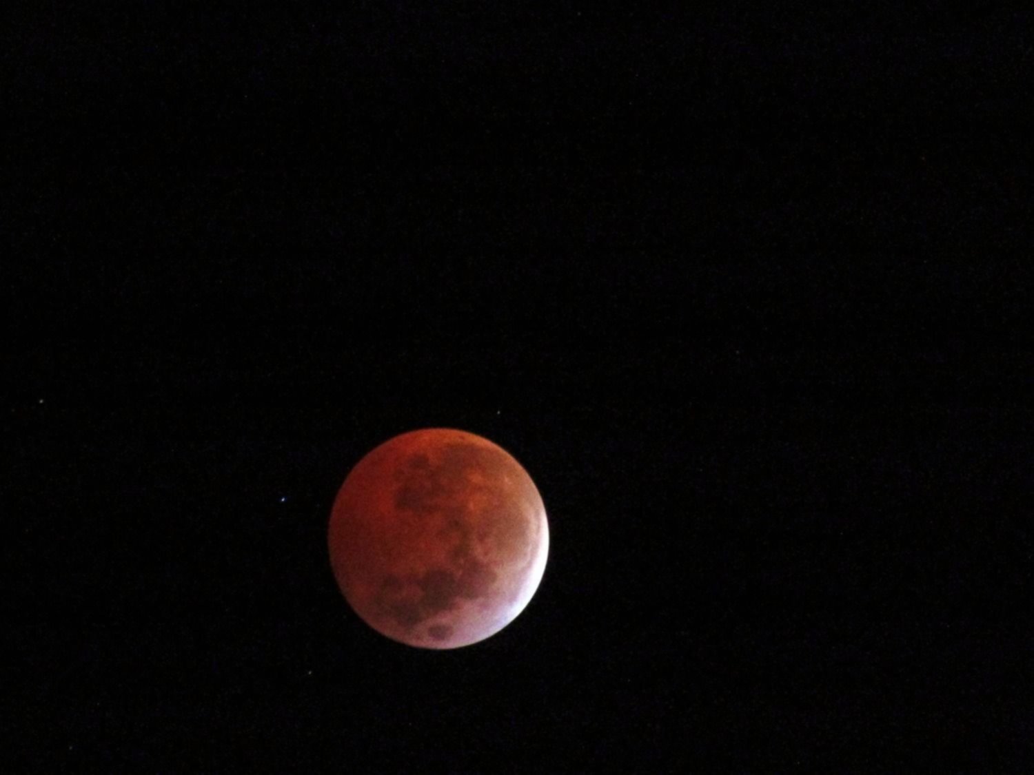 EN FOTOS. Así se vio la Luna de Sangre durante el eclipse