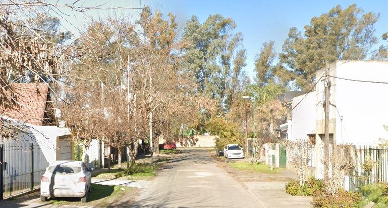 Se llevaron hasta los útiles: violento asalto nocturno a dos familias en La Plata