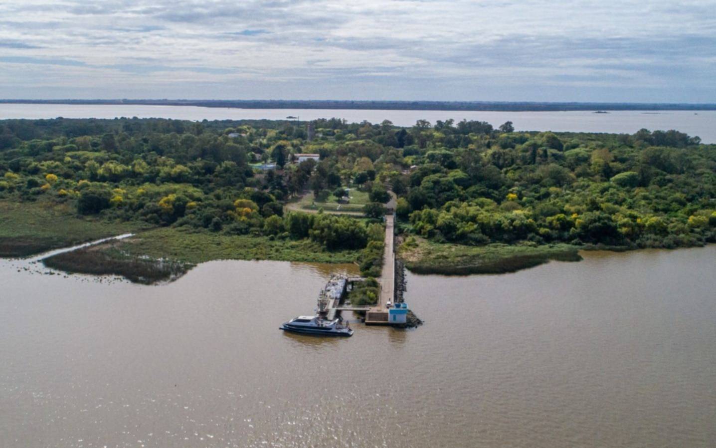 De "rival" de La Plata a ser parte de la familia platense: la Isla Martín García cumple 211 años