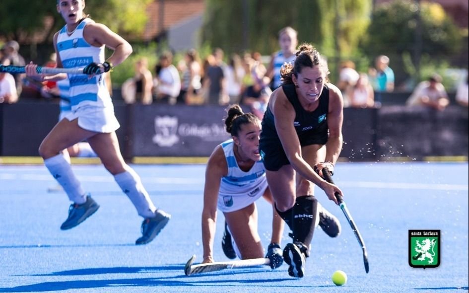 Santa Bárbara sufrió una dura caída en el debut del hockey