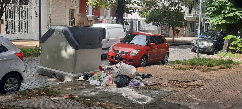 Crecen las quejas por acumulación de basura