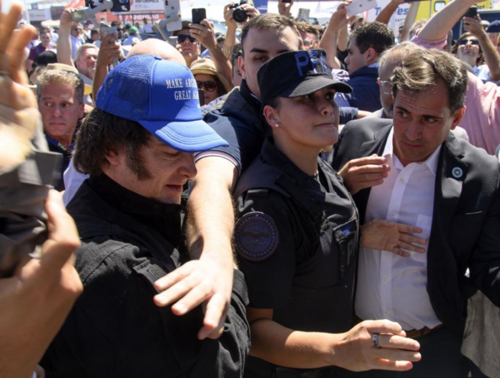 La obsesión de controlar el relato, la pelea por la agenda y los riesgos posibles para Milei