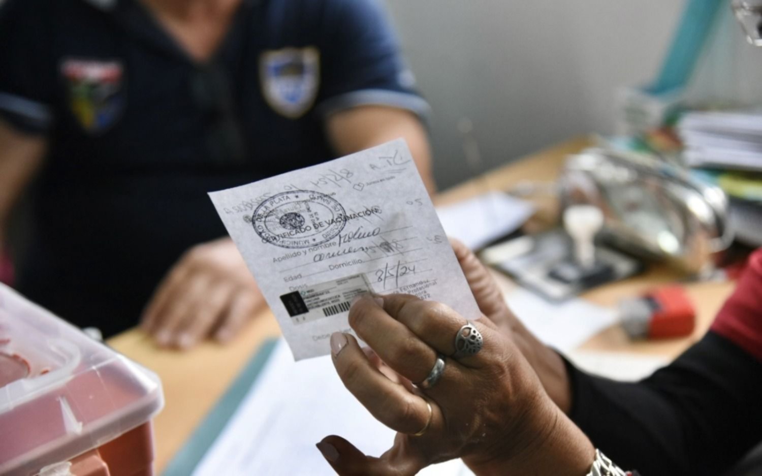 Atención de salud gratuita para chicos y adultos en La Plata: días, barrios y más