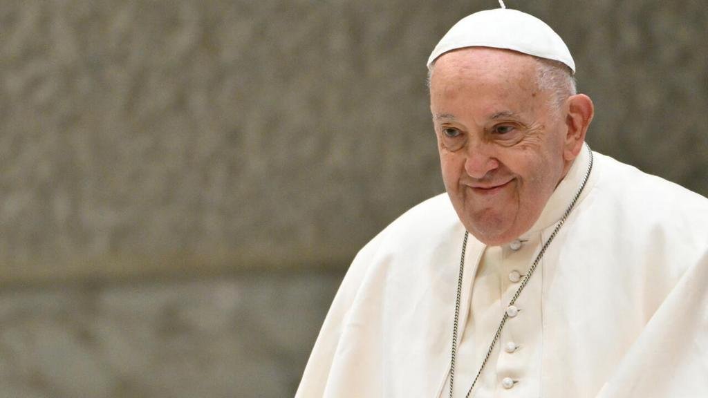 El Papa se reunirá con el rey Carlos III el 8 de abril