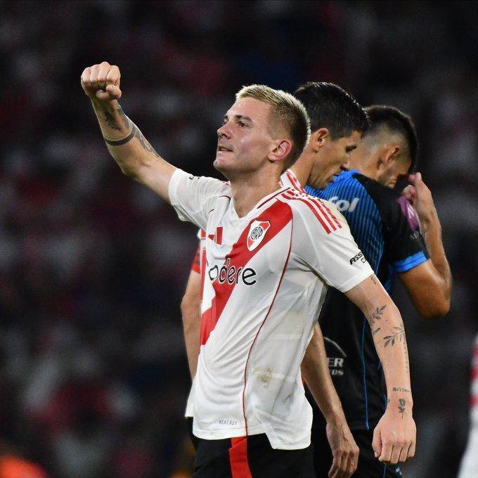 River hizo valer su jerarquía en Santiago