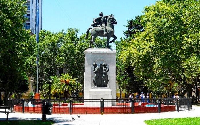 Despejado y con calor en Quilmes