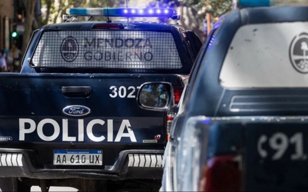 Escándalo: denuncian a dos policías por tener sexo oral en un patrullero y afirman que las pruebas son contundentes