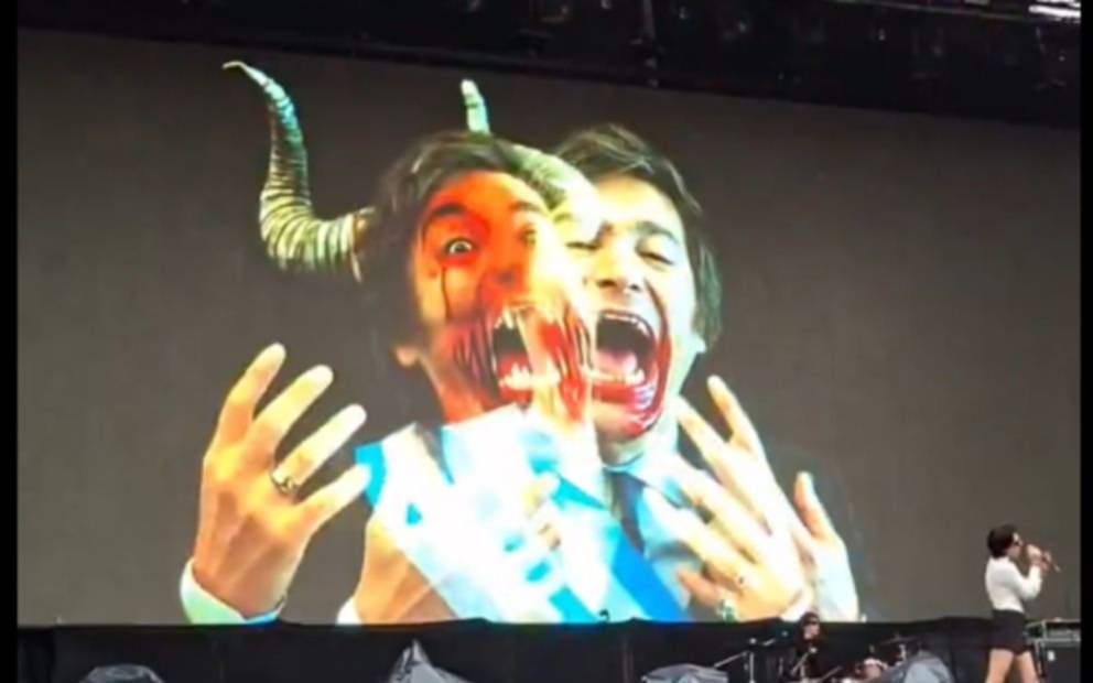 VIDEO. "Milei ensangrentado" en pleno Lollapaloza, la polémica presentación de una banda