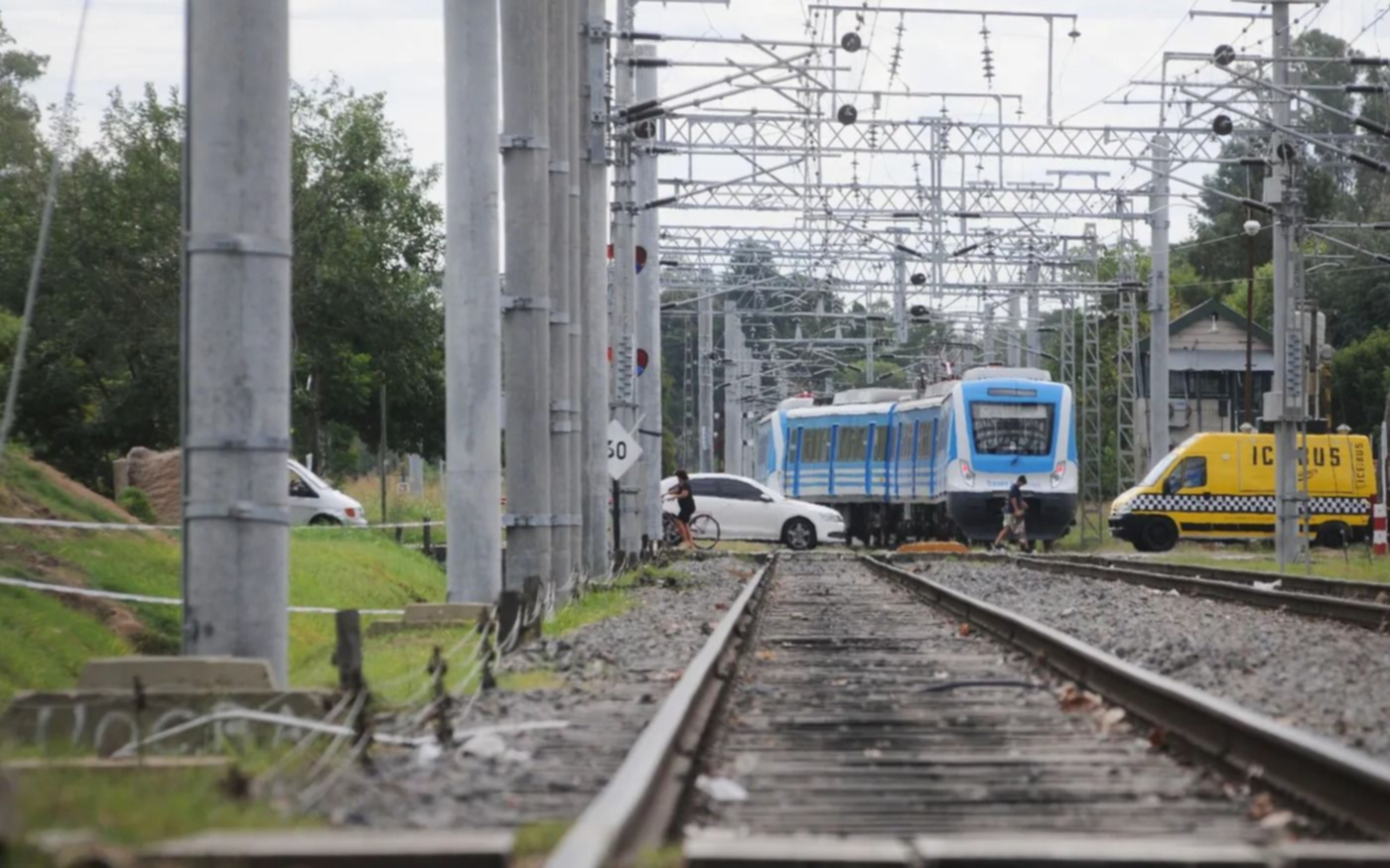 Por la obra en Gonnet, otra vez el Tren Roca no llega a La Plata